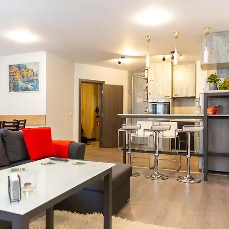 Fancy Big Apartment In The Heart Of Sofia Exterior photo