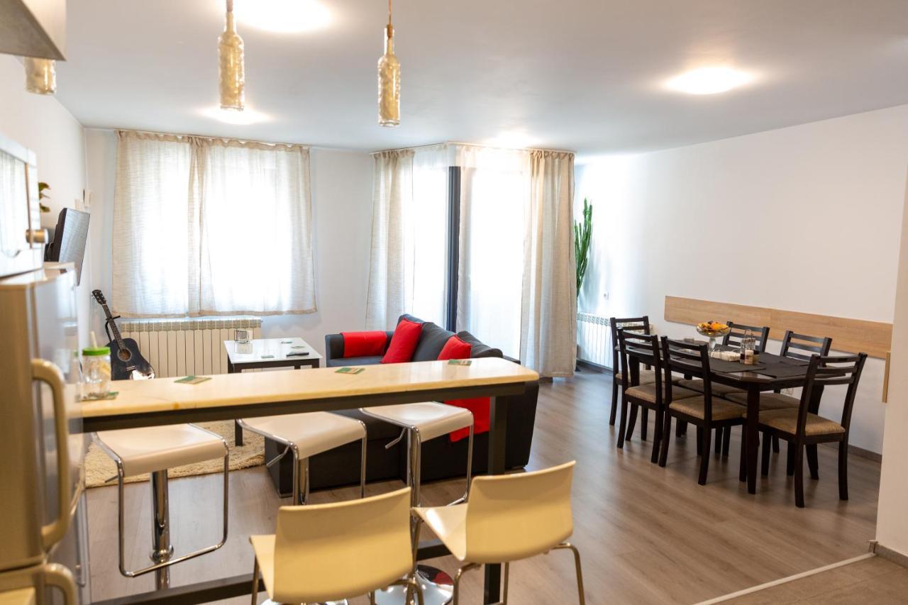 Апартамент Fancy Big In The Heart Of *