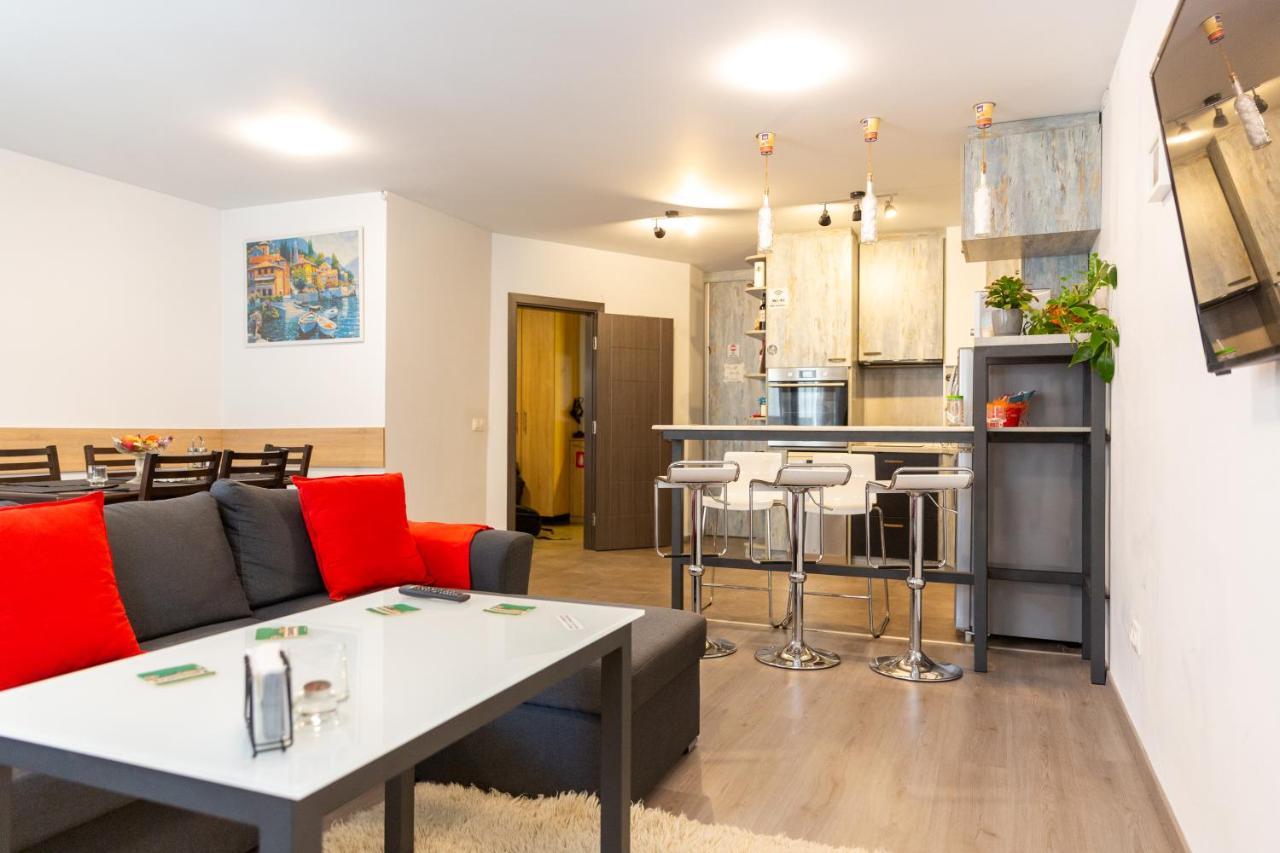 Fancy Big In The Heart Of Апартамент
